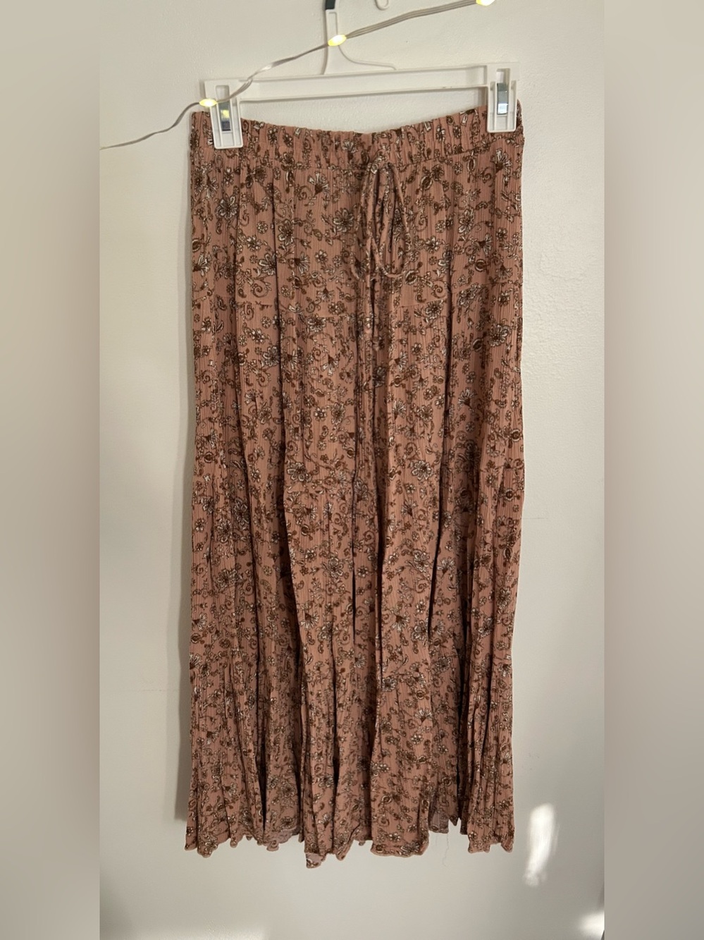 BOUTIQUE BRAND lightweight maxi skirt